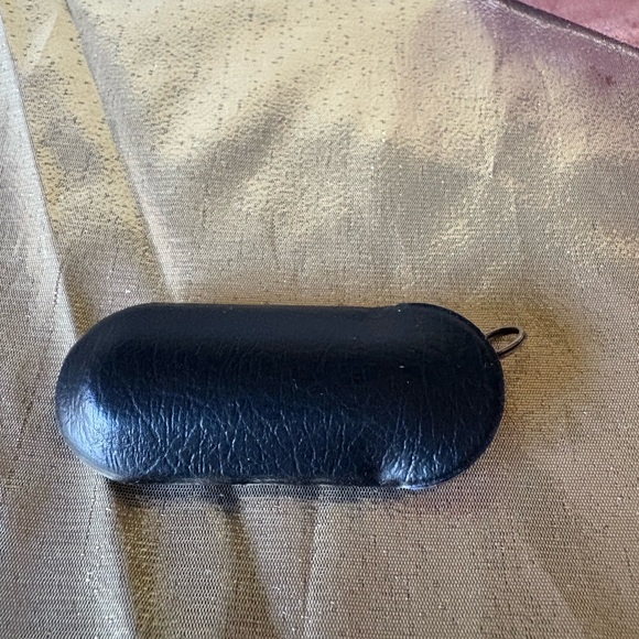 Victorinox Classic Blue Swiss Army Multi-Tool Pocket Knife - Picture 5 of 5